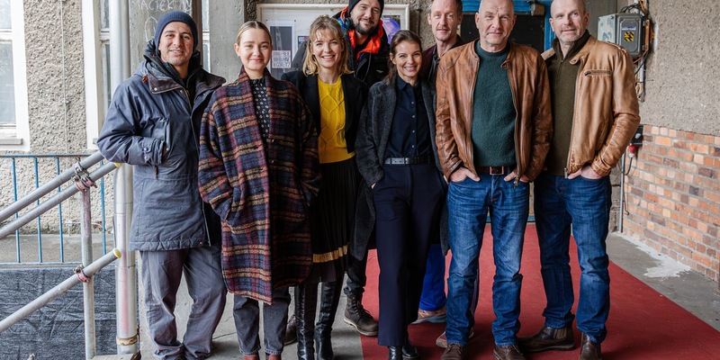 Ein doppelter „Butsch“ und eine doppelte Viola – 16. ARD Degeto/ MDR-Krimi mit Yvonne Catterfeld und Götz Schubert: „Wolfsland - Schwarzer Spiegel“ (AT) - Foto: presseportal.de