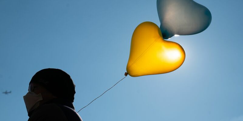 Der Krieg in der Ukraine jährt sich zum zweiten Mal. - Foto: Sebastian Gollnow/dpa