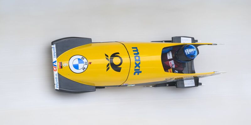 Lisa Buckwitz und Vanessa Mark gewinnen WM-Gold im Zweierbob. - Foto: Robert Michael/dpa