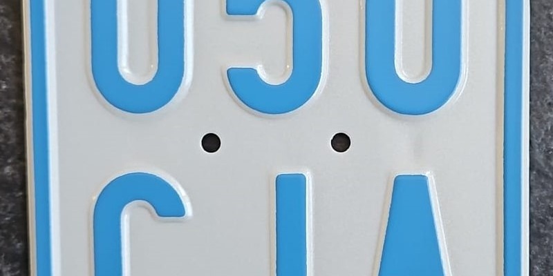 POL-KLE: Kreis Kleve - Aus Schwarz wird Blau / Neue Versicherungskennzeichen ab dem 1. März - Foto: presseportal.de