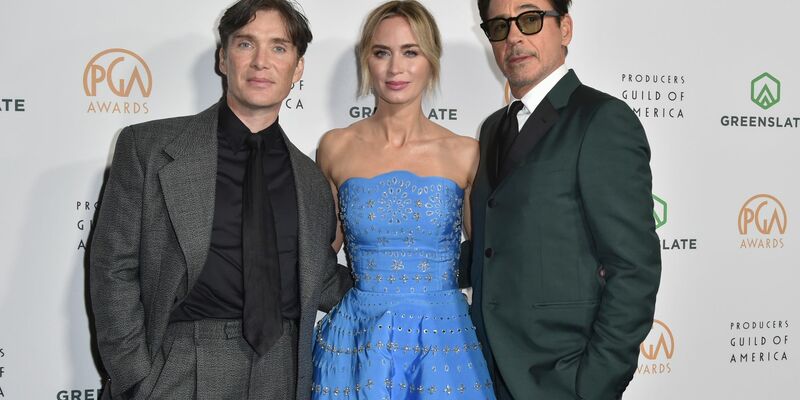 Cillian Murphy (v.l.), Emily Blunt und Robert Downey Jr. bei der 35. Verleihung der Producers Guild Awards. - Foto: Richard Shotwell/Invision/AP/dpa