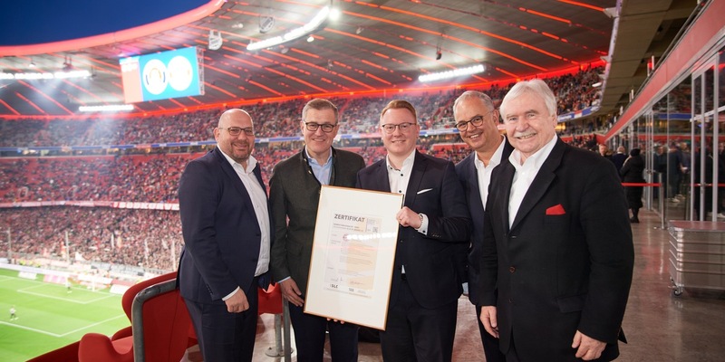 FC Bayern München setzt neue Maßstäbe: Auszeichnung mit dem Zertifikat Geprüfte Servicequalität Sport - Foto: presseportal.de