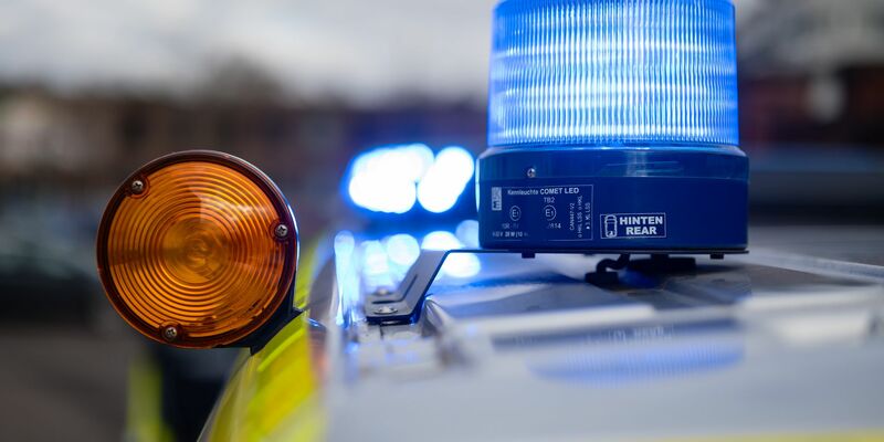 Nach Angaben der Polizei hat es am Sonntag beim eim Drittliga-Spiel zwischen Saarbrücken und Bielefeld eine Bombendrohung gegeben - Foto: Oliver Dietze/dpa