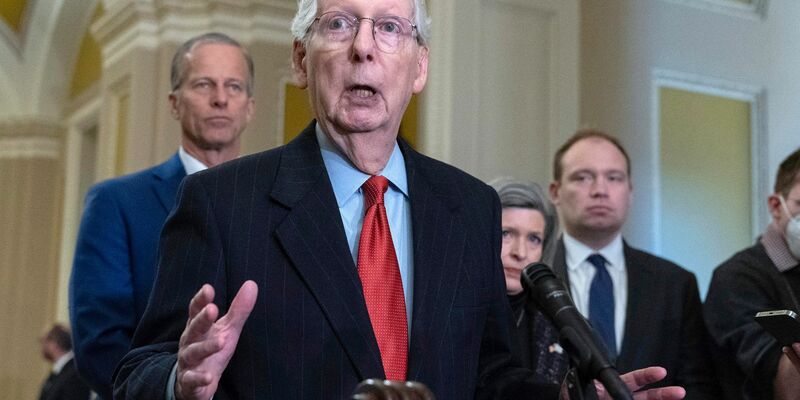 Der Republikaner Mitch McConnell will im November von seinem Spitzenamt im US-Senat zurücktreten. - Foto: Jose Luis Magana/AP/dpa