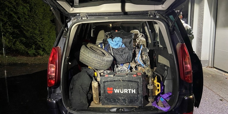 POL-PDKL: Polizei klärt Aufbrüche von Baucontainern.... - Foto: presseportal.de