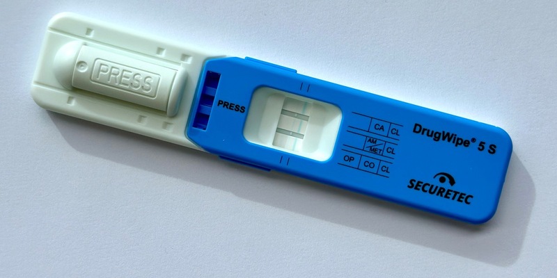 POL-DO: Kfz-Kennzeichen mit Klebestreifen verändert und auf Dauer ohne Fahrerlaubnis - Foto: presseportal.de