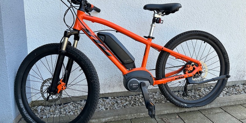 POL-AA: Landkreis Schwäbisch Hall: Eigentümer von Fahrrad gesucht, Korrektur und Ergänzung zur Meldung zum Fahrzeugbrand in Schwäbisch Hall - Foto: presseportal.de