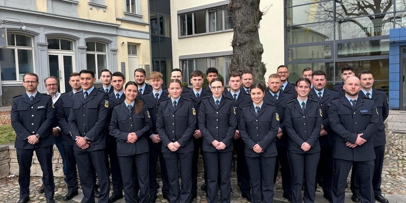 BPOL-KL: Neue Kolleginnen und Kollegen bei der Bundespolizeiinspektion Kaiserslautern - Foto: presseportal.de