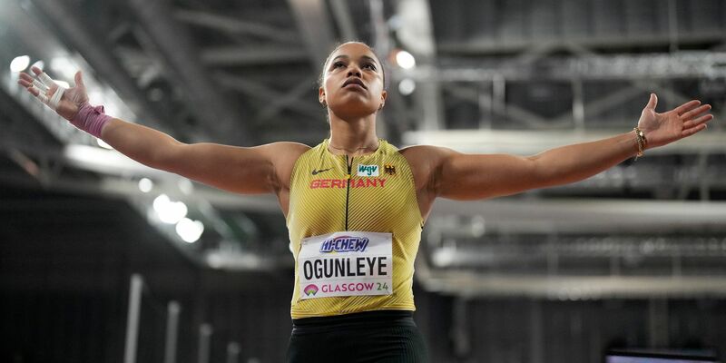 Yemisi Ogunleye hat bei der Hallen-WM die Silbermedaille im Kugelstoßen gewonnen. - Foto: Bernat Armangue/AP/dpa
