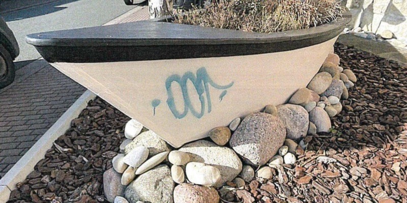 LPI-NDH: Zeugenaufruf: Graffitis in Ortslage - Wer kann Hinweise geben? - Foto: presseportal.de