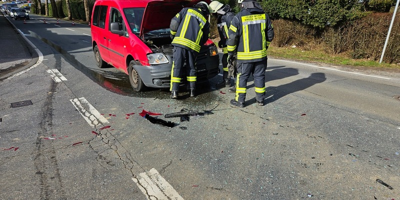 FW-EN: Verkehrsunfall auf Deller Straße - Foto: presseportal.de