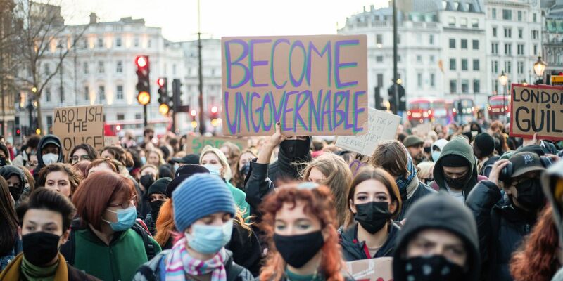 Demonstration in London, zu der die feministische Aktionsgruppe «Sisters Uncut» aufgerufen hat. - Foto: Lucy North/SOPA Images via ZUMA Press Wire/dpa