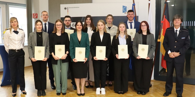 HZA-DD: Start in ein spannendes und sicheres Berufsleben beim Hauptzollamt Dresden - Zoll erstmals mit neuem Bachelor-Studiengang - Foto: presseportal.de