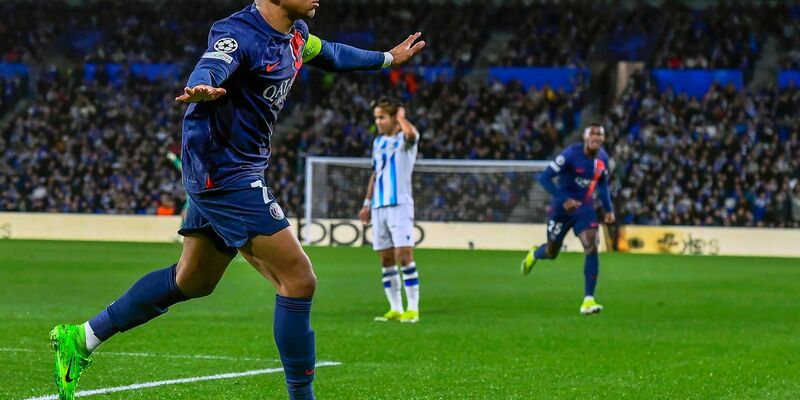 Kylian Mbappé brachte PSG in San Sebastián in Führung und legte das Tor zum 2:0 nach. - Foto: Alvaro Barrientos/AP