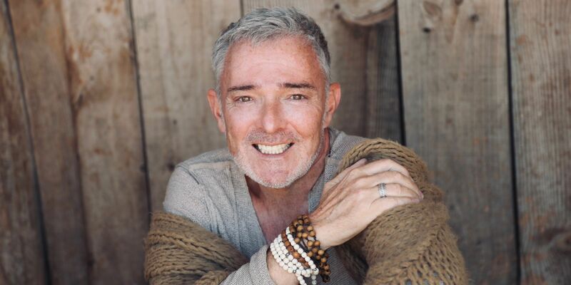 Roland Werner hat auf Mallorca die Stiftung «Herztat» gegründet, die sich um ausgewanderte deutsche Rentnerinnen und Rentner kümmert. - Foto: -/Privat/dpa