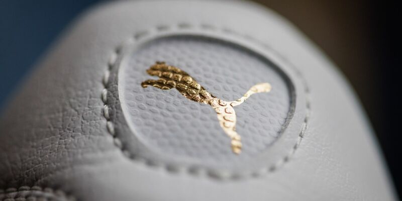 Das Logo des Sportartikelherstellers Puma. - Foto: Daniel Karmann/dpa