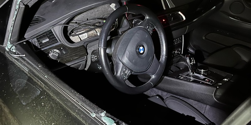 POL-RBK: Bergisch Gladbach - Tachoeinheit vollständig aus Pkw ausgebaut und entwendet - Foto: presseportal.de