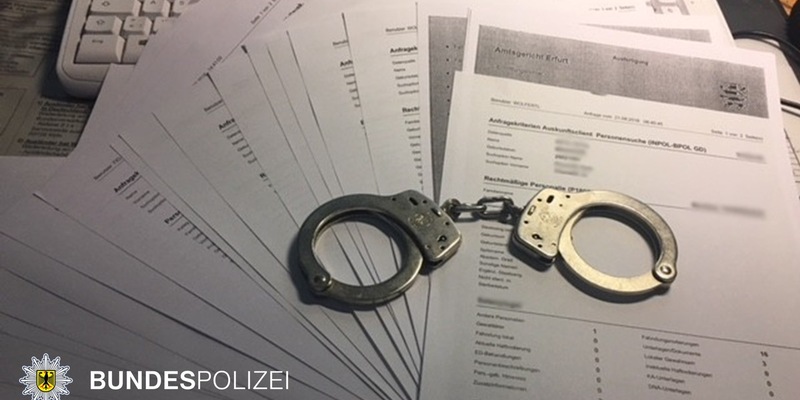 Bundespolizeidirektion München: Vierzehn auf einen Streich / Gesuchter Straftäter stellt sich - Foto: presseportal.de