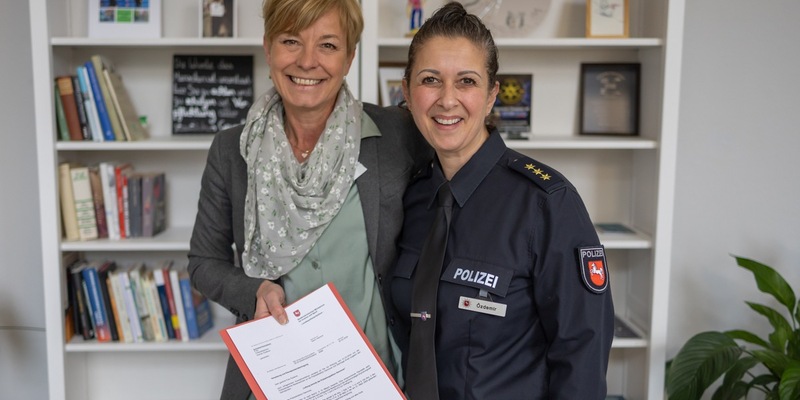 POL-H: Führungswechsel: Nurhan Özdemir übernimmt die Leitung der Polizeiinspektion Hannover - Foto: presseportal.de
