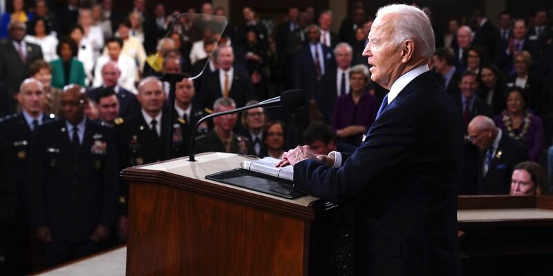 Biden hat in seiner Ansprache auch dazu aufgerufen, die Demokratie in den USA mit aller Kraft zu verteidigen. - Foto: Shawn Thew/Pool EPA/AP