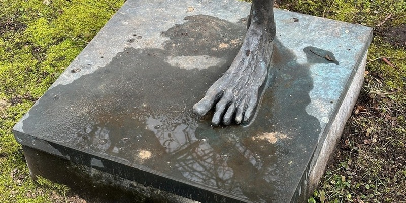 POL-GT: Flötenspieler im Skulpturenpark massiv beschädigt - Foto: presseportal.de