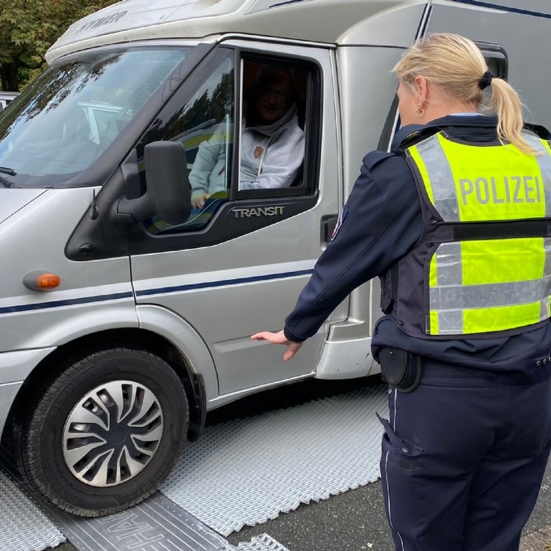 POL-ME: Polizei schickt Camper auf die Waage - 2603022 - Foto: presseportal.de