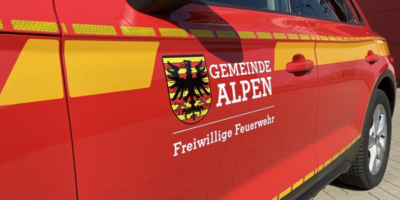 FW Alpen: Gemeldeter Grasbrand - Foto: presseportal.de
