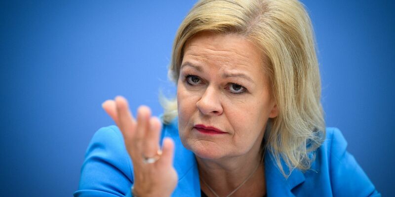 Nancy Faeser: «Ich bin nicht bereit, auf weitere furchtbare Gewalttaten zu warten, bis wir handeln.» - Foto: Bernd von Jutrczenka/dpa