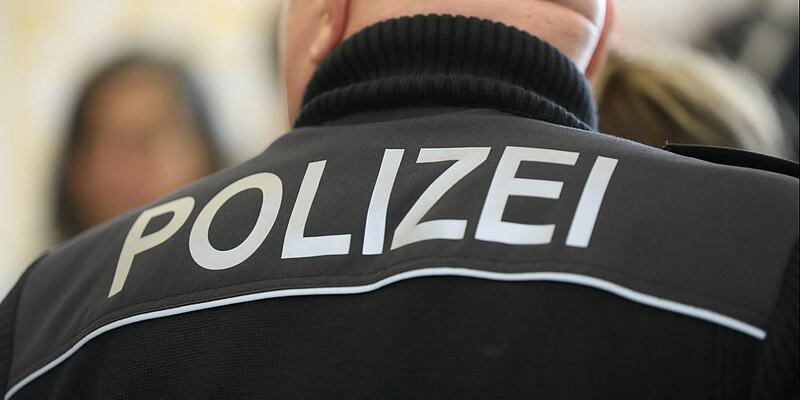 Polizist (Archiv) - Foto: über dts Nachrichtenagentur