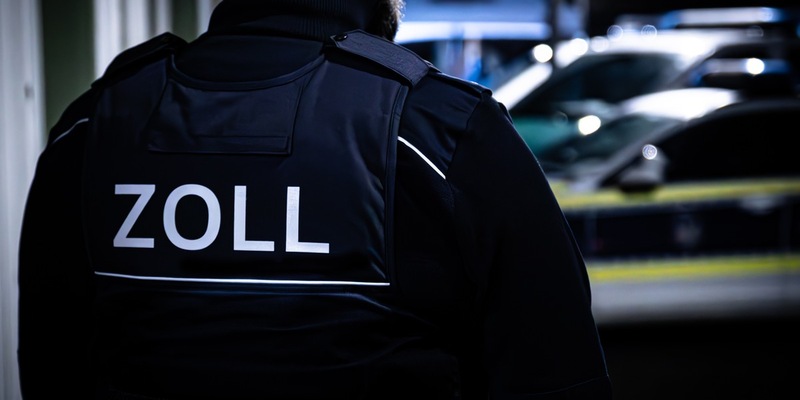 HZA-OL: ZOLL: Junge Drogenschmuggler in Bunde gestellt - Foto: presseportal.de