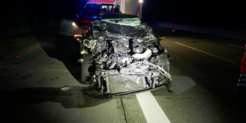 POL-ROW: ++ Ruhiger Silvesterabend und ruhige Neujahrsnacht in Rotenburg ++ Einfamilienhaus in Sottrum brennt ++ Suche nach Unfallverursacher auf der A1: 44-Jähriger stark alkoholisiert ++ - Foto: presseportal.de