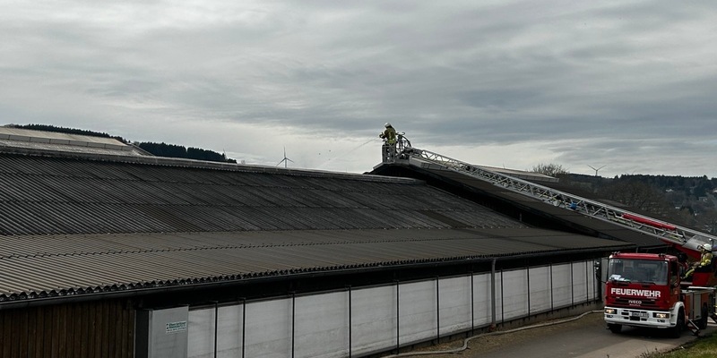 POL-PDWIL: Brand an einem landwirtschaftlichen Anwesen - Erstmeldung - Foto: presseportal.de