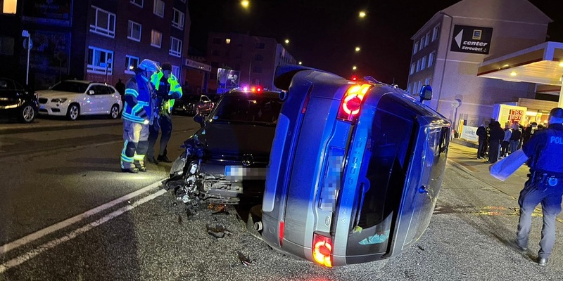 FW Bremerhaven: Verkehrsunfall mit zwei beteiligten PKW - Foto: presseportal.de