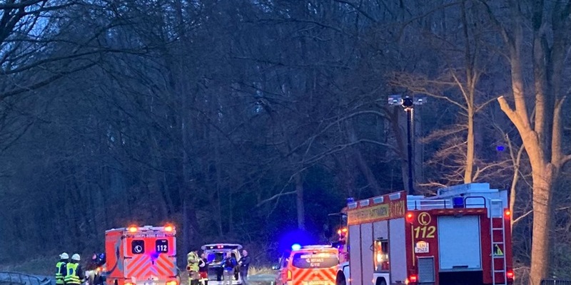 FW-EN: Motorradfahrer verstirbt nach Verkehrsunfall in Hattingen - Foto: presseportal.de