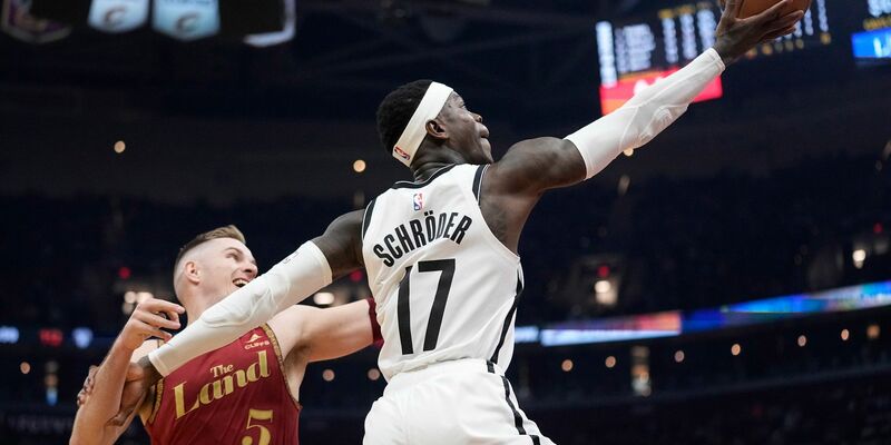 Dennis Schröder erzielte 17 Punkte für die Brooklyn Nets. - Foto: Sue Ogrocki/AP/dpa