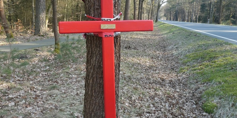 POL-CE: Rote Kreuze an der B 191 - Foto: presseportal.de