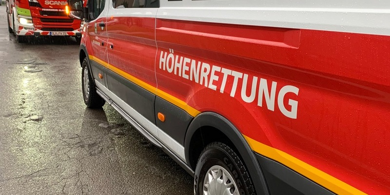 FW-GLA: Höhenrettereinsatz in Gladbeck - Foto: presseportal.de
