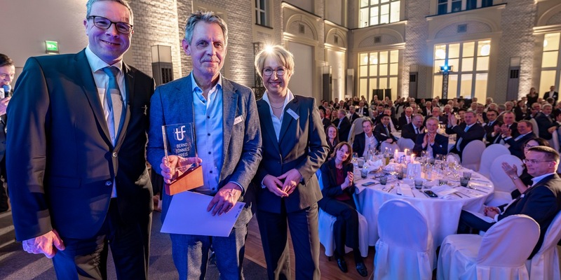 Preisträger bringt Nachhaltigkeit und Tierwohl unter einen Hut / Bernd-Tönnies-Preis 2024 geht an Norbert Haberger - Foto: presseportal.de