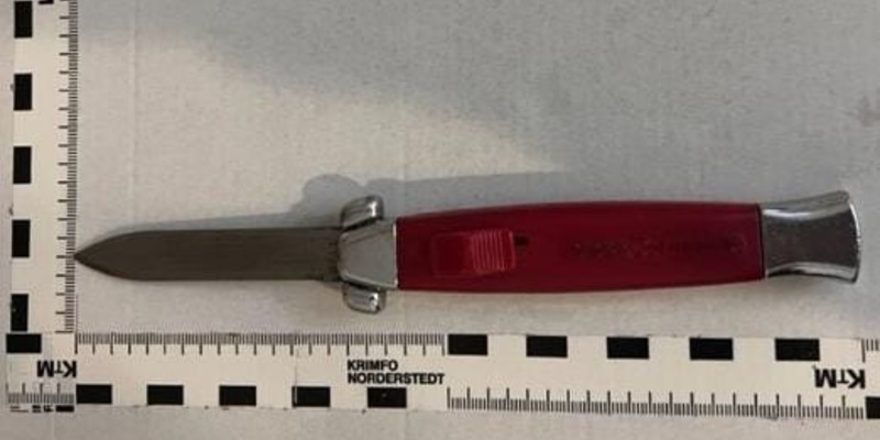 BPOL-H: Bundespolizei Flughafen Hannover: Verbotenes Messer im Koffer - Foto: presseportal.de