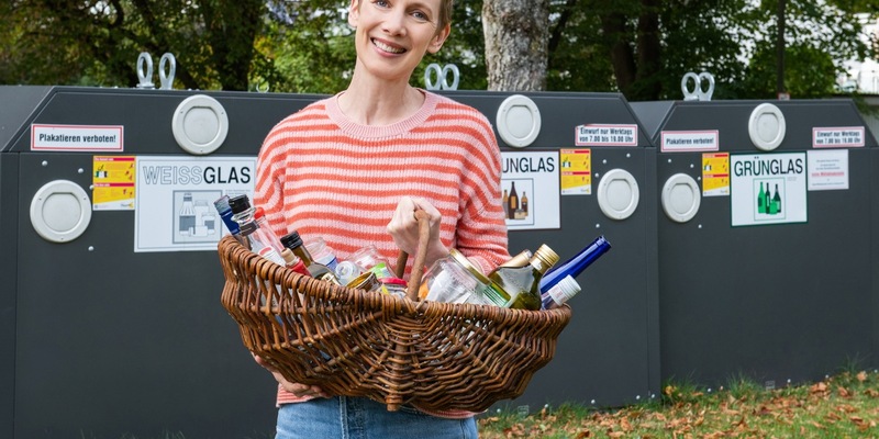 Aufruf zum Weltrecyclingtag: Mehr Altglas in die Glascontainer für mehr Glasrecycling / Recycling-Champion Glas - fünf Tipps für die richtige Entsorgung - Foto: presseportal.de
