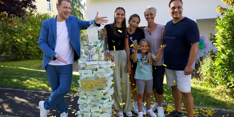 Neue Folgen Genial daneben und Ein Haus voller Geld: Lachanfall für Janine Kunze und ein Pool für Familie Frank - Foto: presseportal.de
