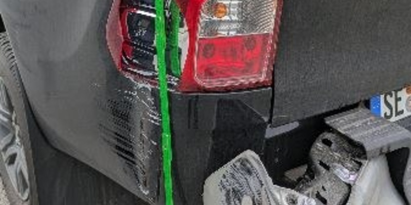 POL-SE: Henstedt-Ulzburg - Polizei sucht Zeugen nach Verkehrsunfallflucht - Foto: presseportal.de