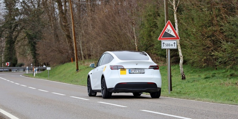 E-Autos gewinnen bis zu 40 Prozent Energie zurück / Rekuperation steigert Effizienz deutlich / Größtes Sparpotenzial im Stadtverkehr / Tipps für Elektroauto-Fahrer - Foto: presseportal.de