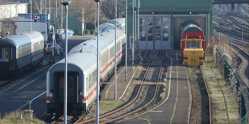 Züge auf dem Abstellgleis (Archiv) - Foto: über dts Nachrichtenagentur
