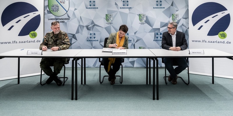 Zeitenwende - Bund und Länder ziehen an einem Strang / Bundesministerium der Verteidigung und Saarland haben Neufassung einer Vereinbarung für einfachere militärische Transporte unterzeichnet - Foto: presseportal.de