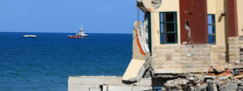 Das Schiff «Open Arms» ankerte vor der Küste des Gazastreifens. - Foto: Rizek Abdeljawad/XinHua/dpa