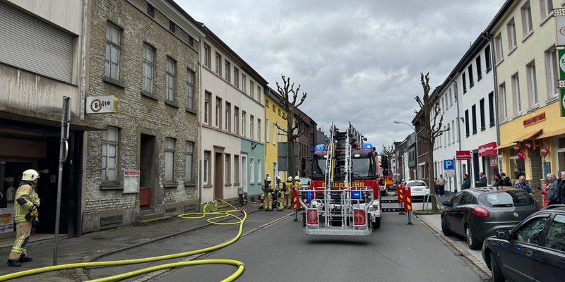 FW Tönisvorst: Wohnungsbrand in Tönisvorst - Foto: presseportal.de