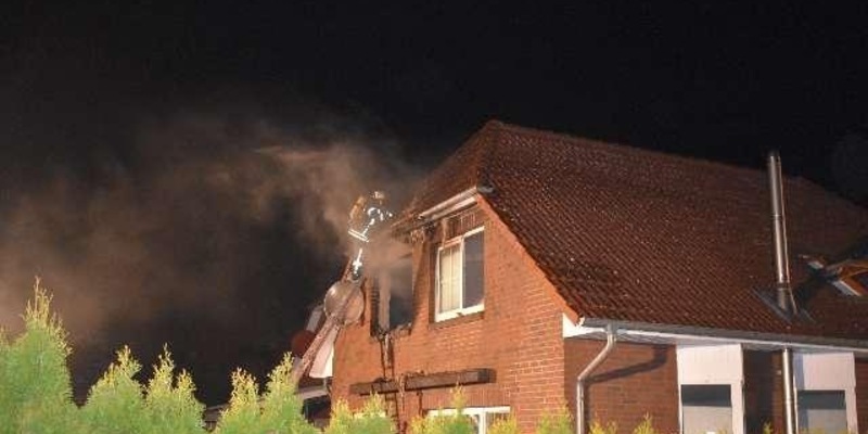 POL-WL: Haus nach Zimmerbrand unbewohnbar - Foto: presseportal.de