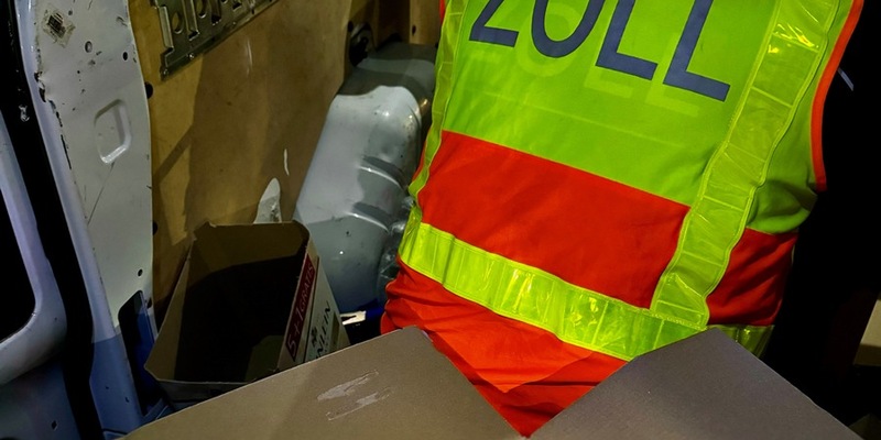 HZA-SB: Erfolgreiches Wochenende für den Saarbrücker ZOLL - Haftbefehle vollstreckt, Strafverfahren eingeleitet und Steuerschäden verhindert - Foto: presseportal.de