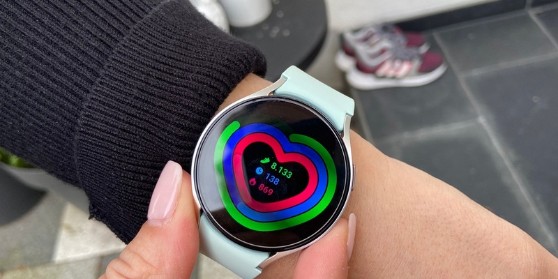 Mit TÜV SÜD den richtigen Fitnesstracker finden - Foto: presseportal.de